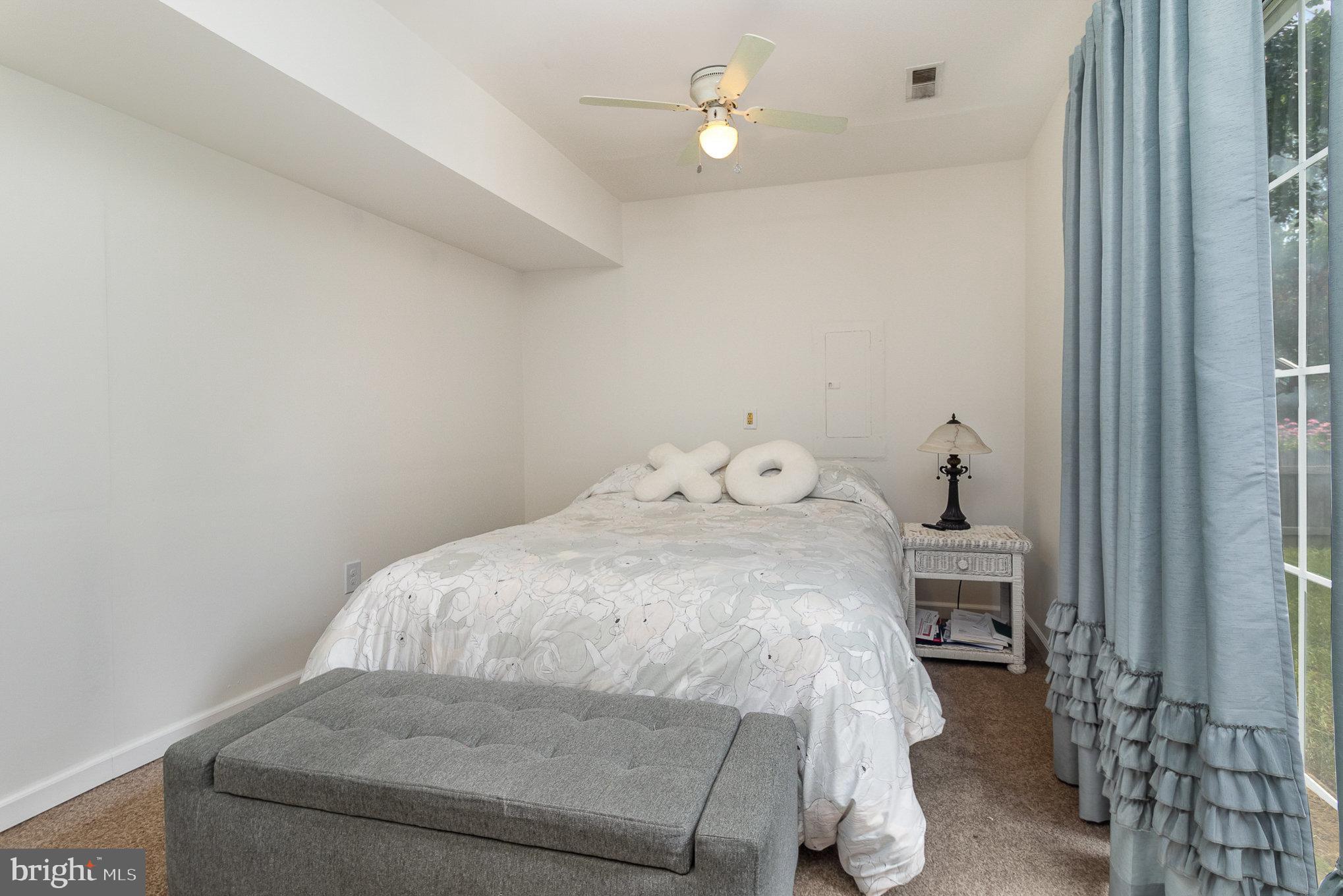 RUFFIN'S POND - Residential