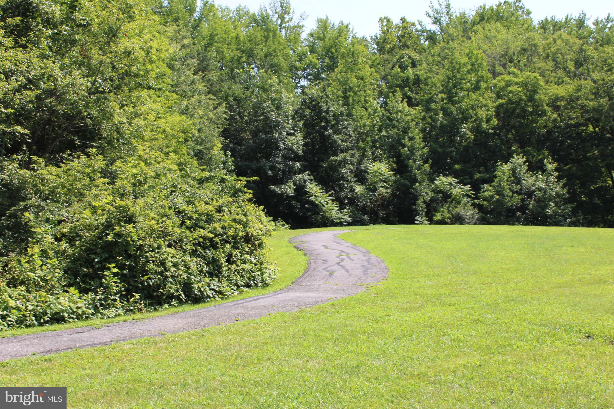 RUFFIN'S POND - Residential