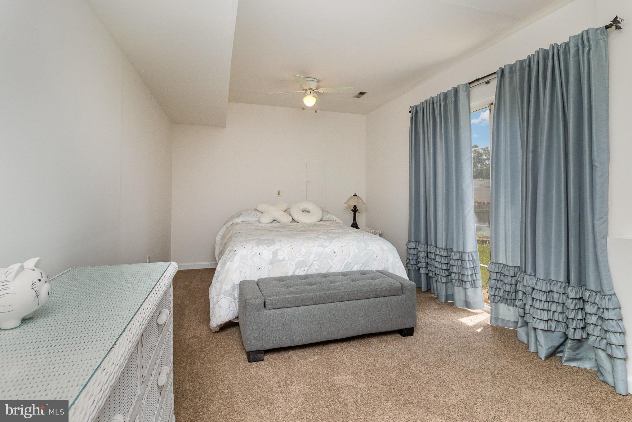 RUFFIN'S POND - Residential