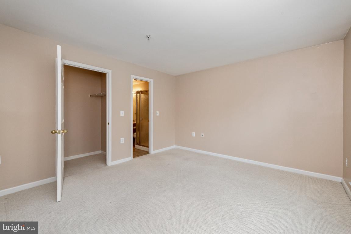 FALLS GABLE - Residential