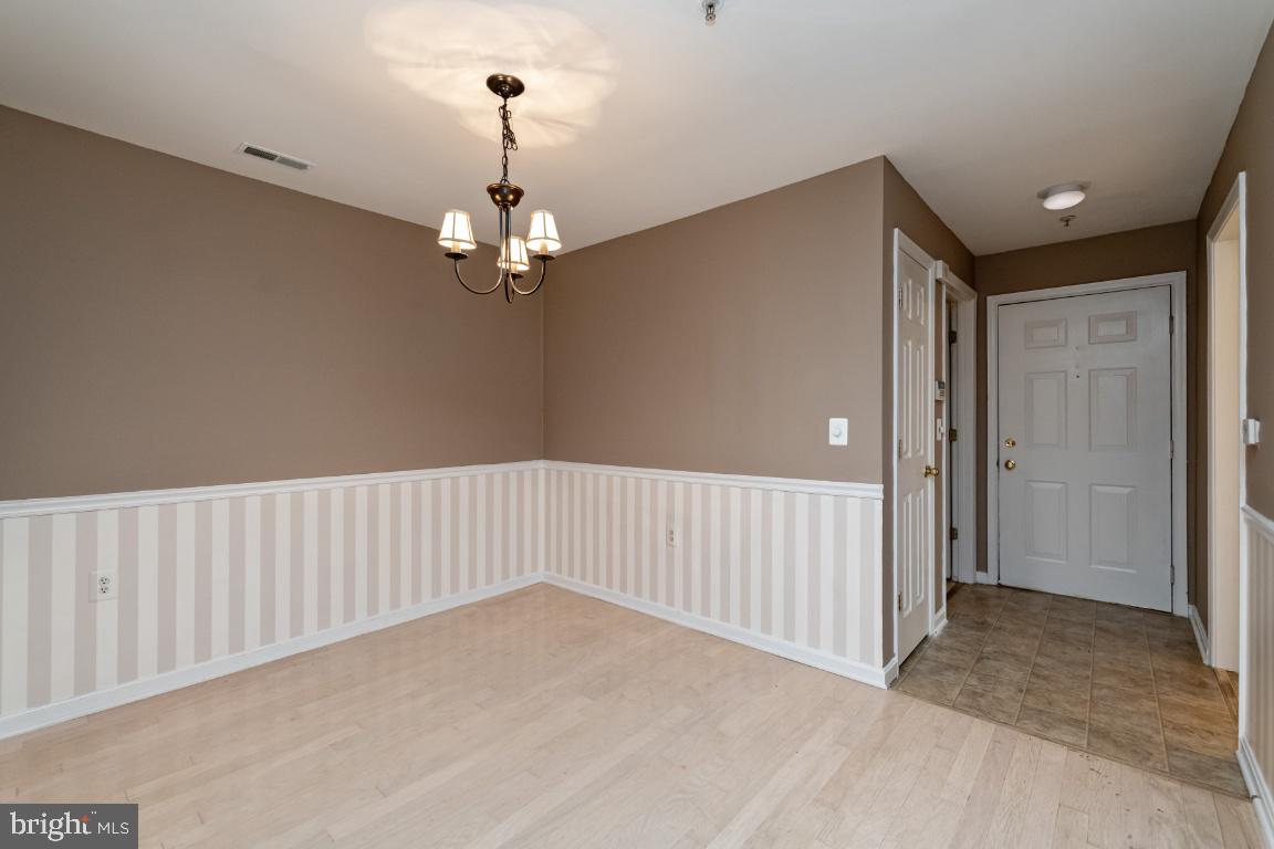 FALLS GABLE - Residential