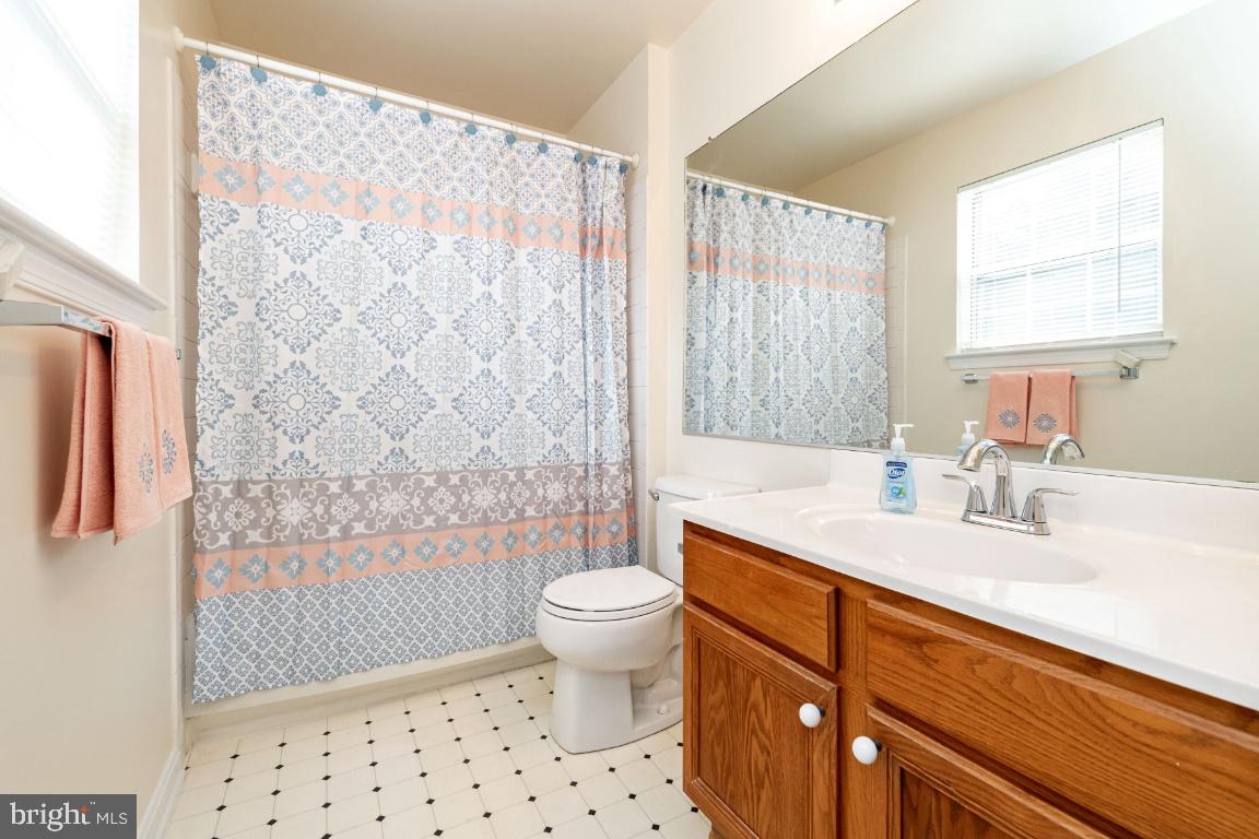 FALLS GABLE - Residential