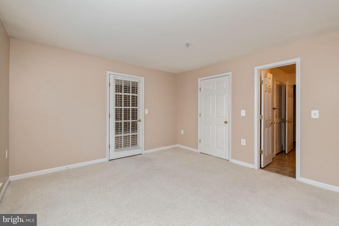 FALLS GABLE - Residential