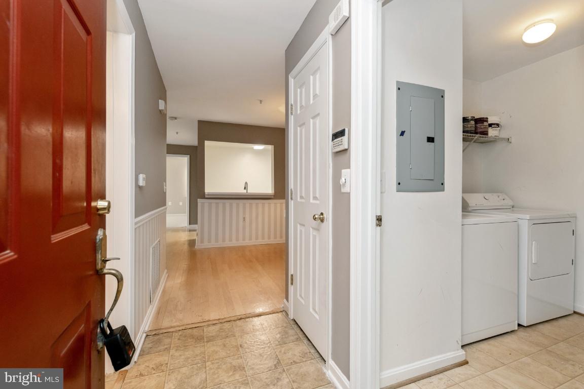 FALLS GABLE - Residential