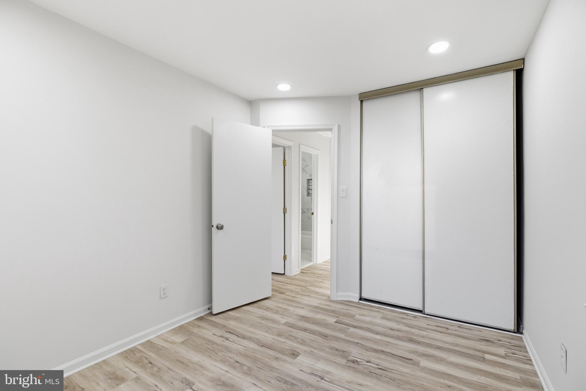 WINDING BROOK - Residential