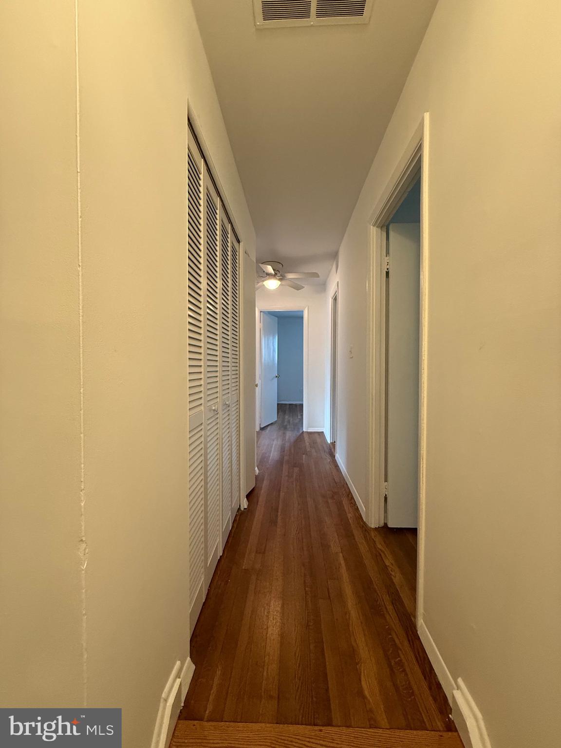 SCHROM HILLS - Residential Lease