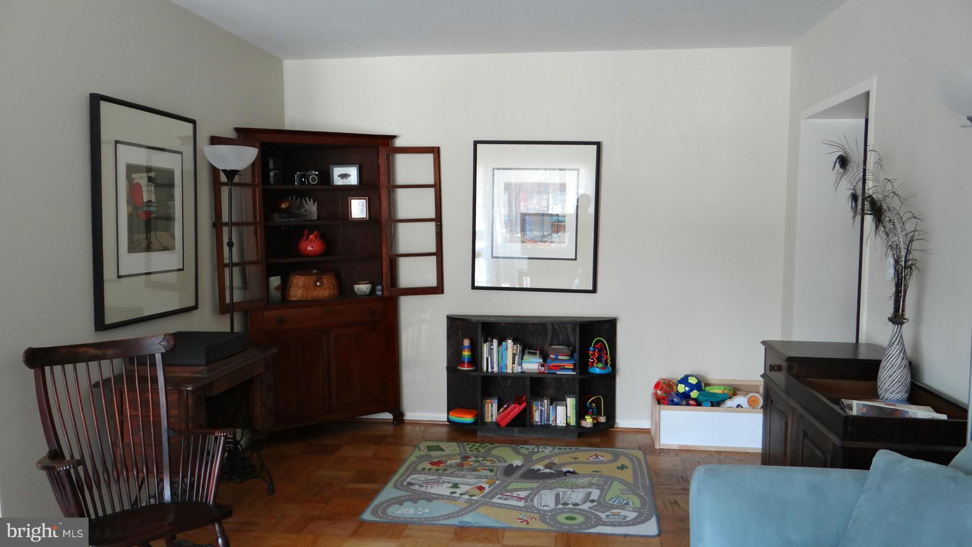 HAMLET HOUSE - Residential Lease