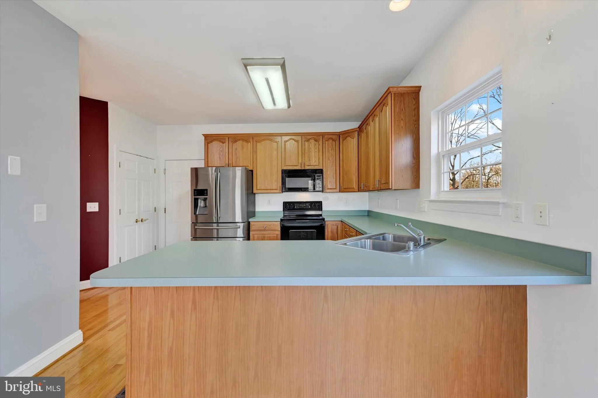 Pasadena, Maryland 21122, United States, 3 Bedrooms Bedrooms, ,3 BathroomsBathrooms,Residential,Pending,32045