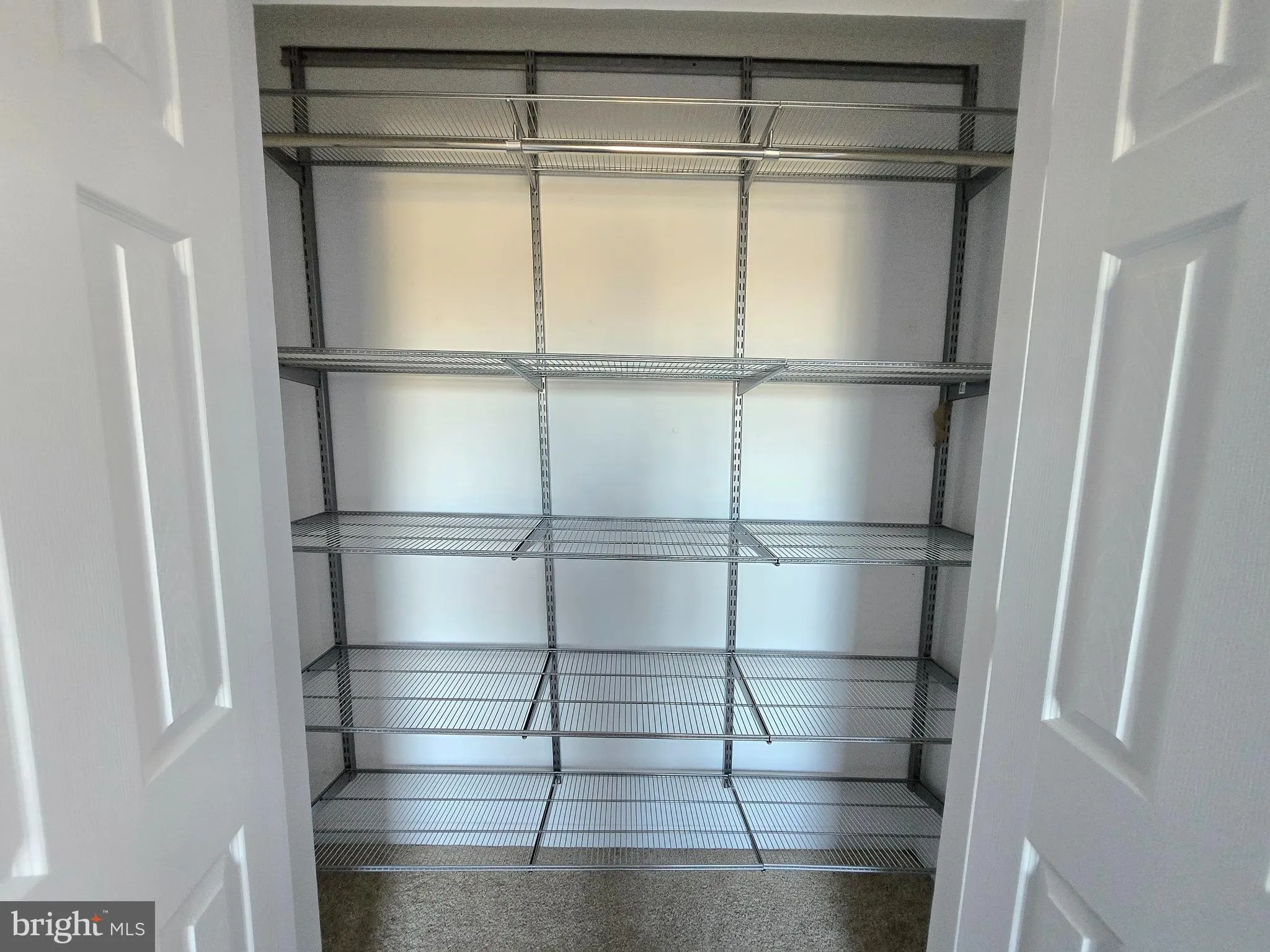 Pasadena, Maryland 21122, United States, 3 Bedrooms Bedrooms, ,3 BathroomsBathrooms,Residential,Pending,32045