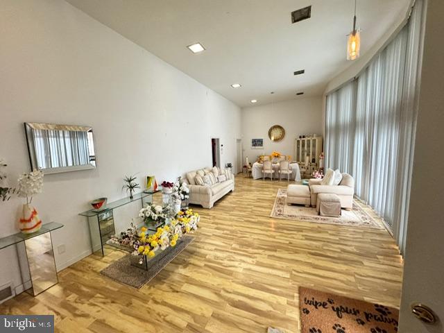 GREEN HILL - Residential