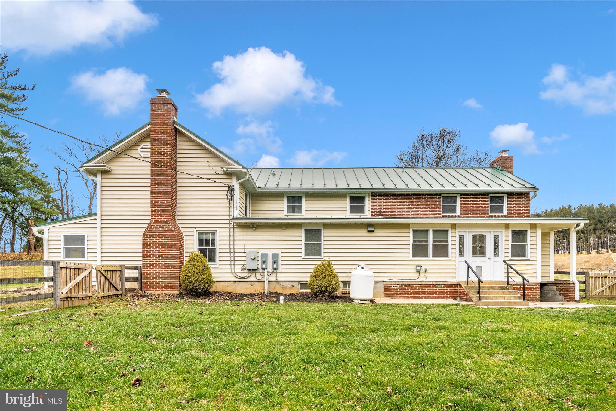 NONE AVAILABLE - Residential Lease