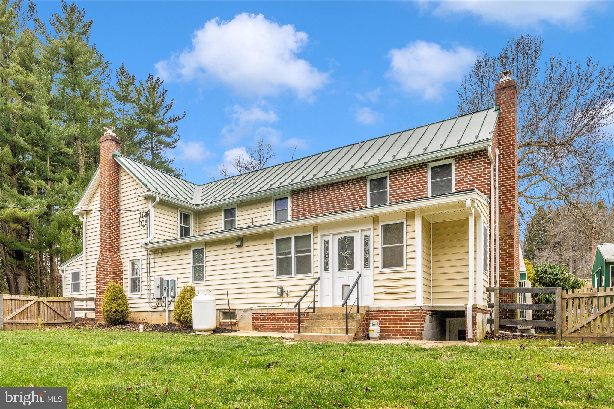 NONE AVAILABLE - Residential Lease