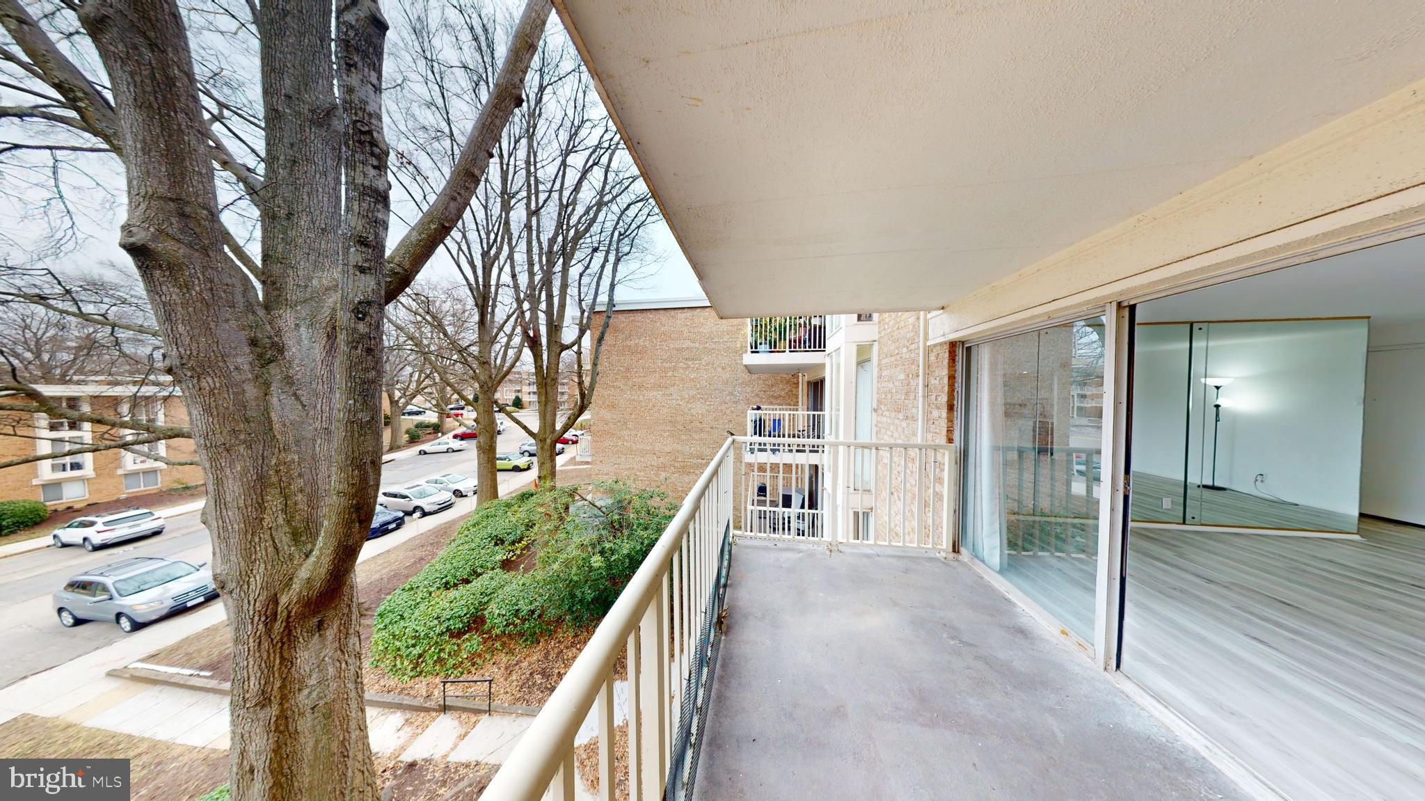 HUNTINGTON CLUB - Residential