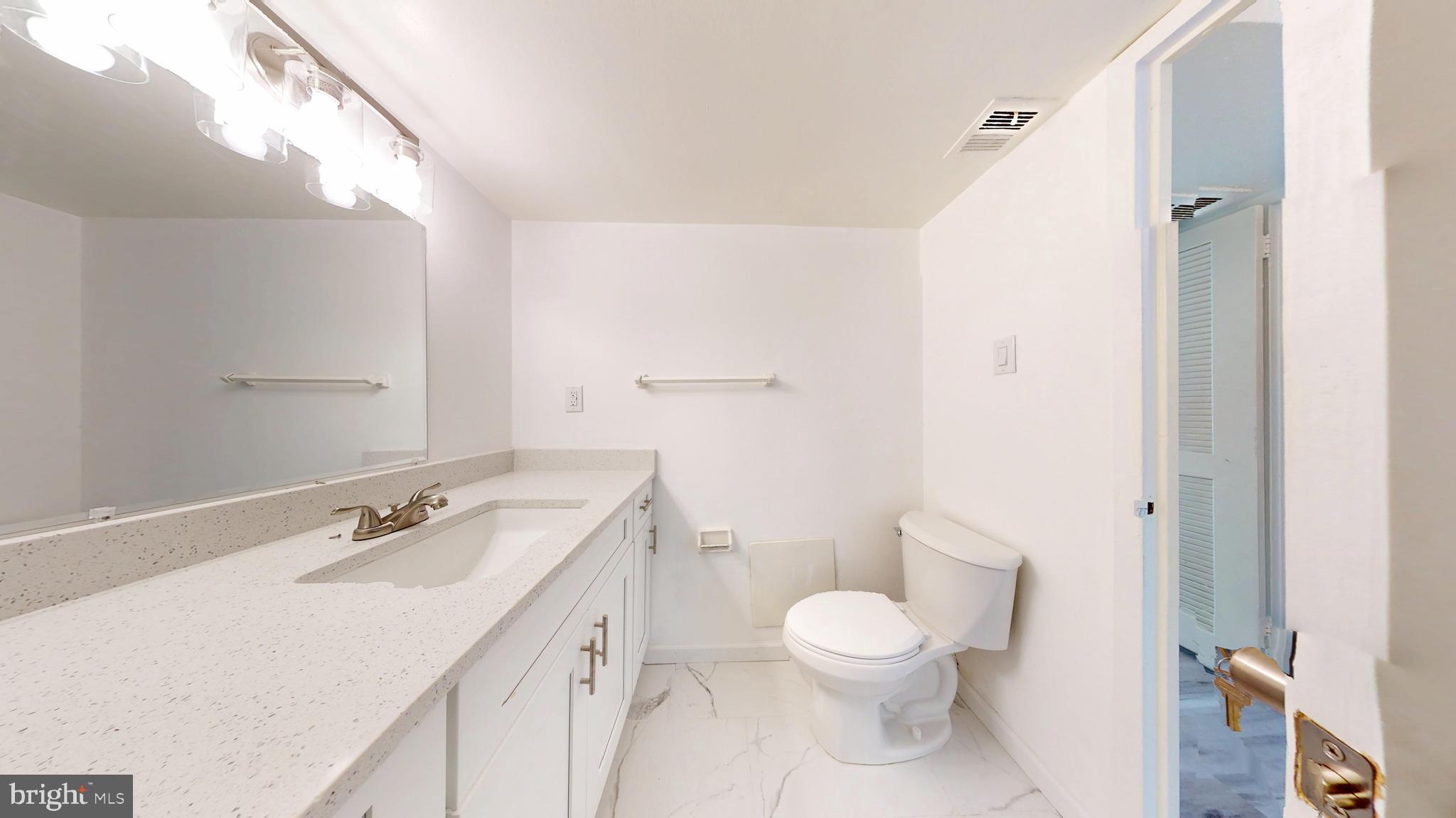 HUNTINGTON CLUB - Residential