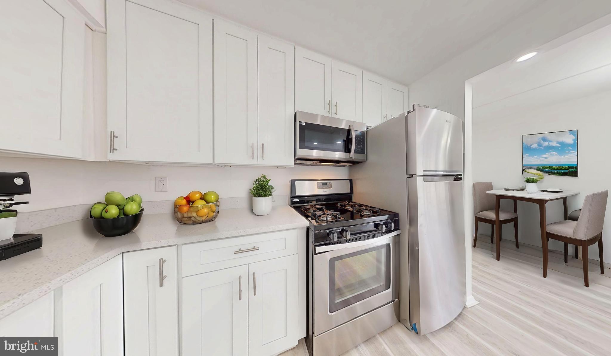 HUNTINGTON CLUB - Residential