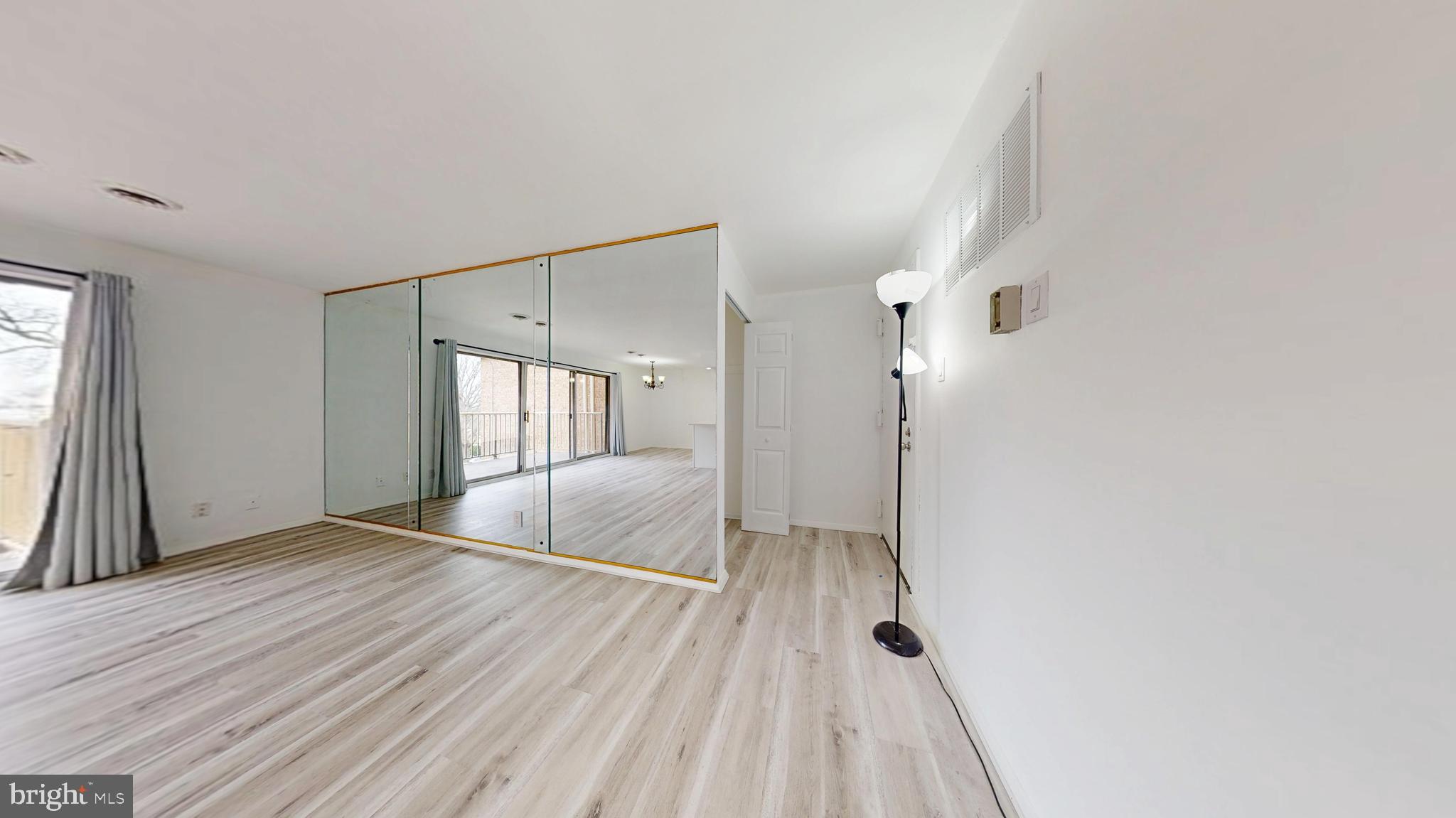 HUNTINGTON CLUB - Residential