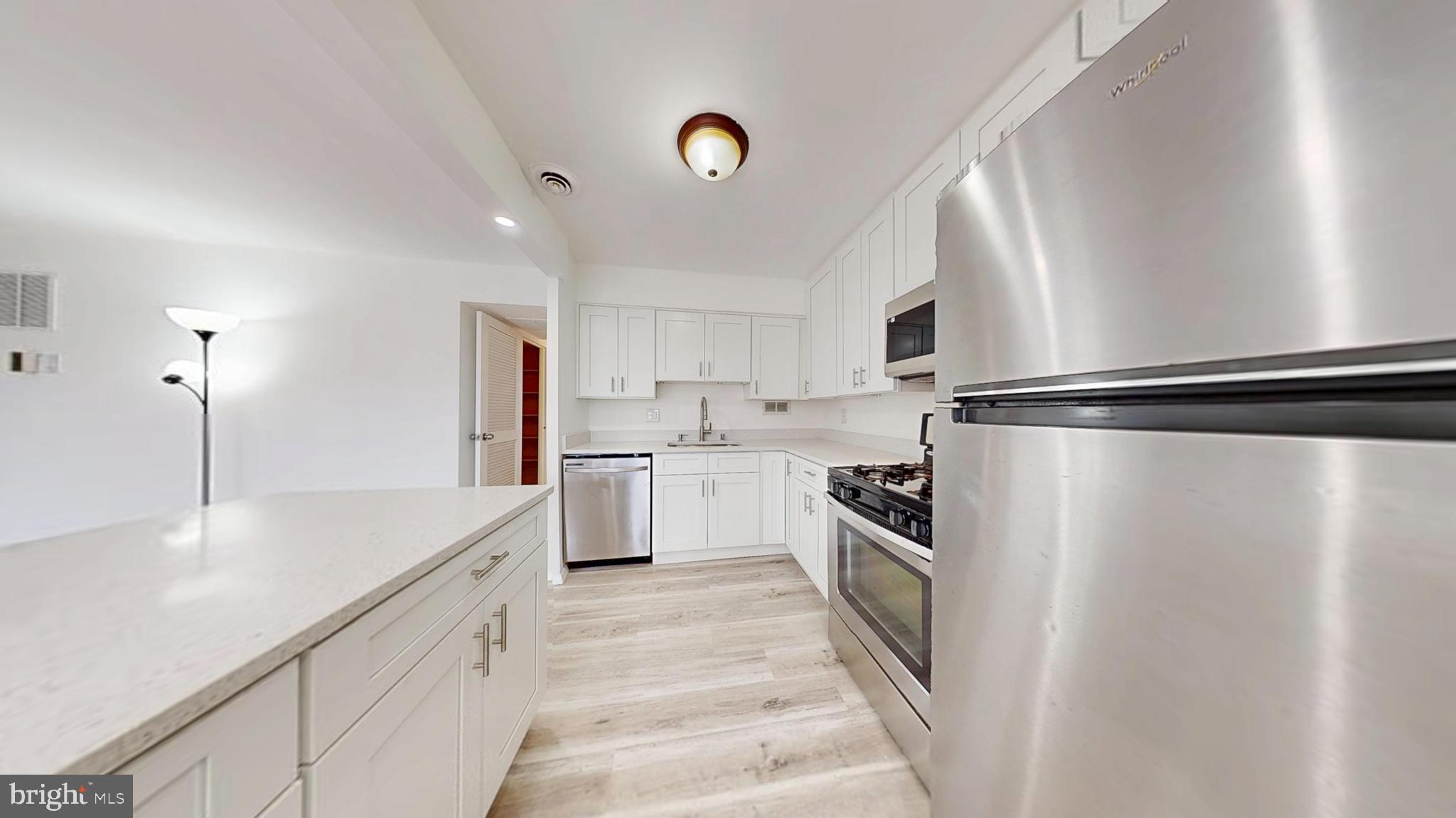 HUNTINGTON CLUB - Residential