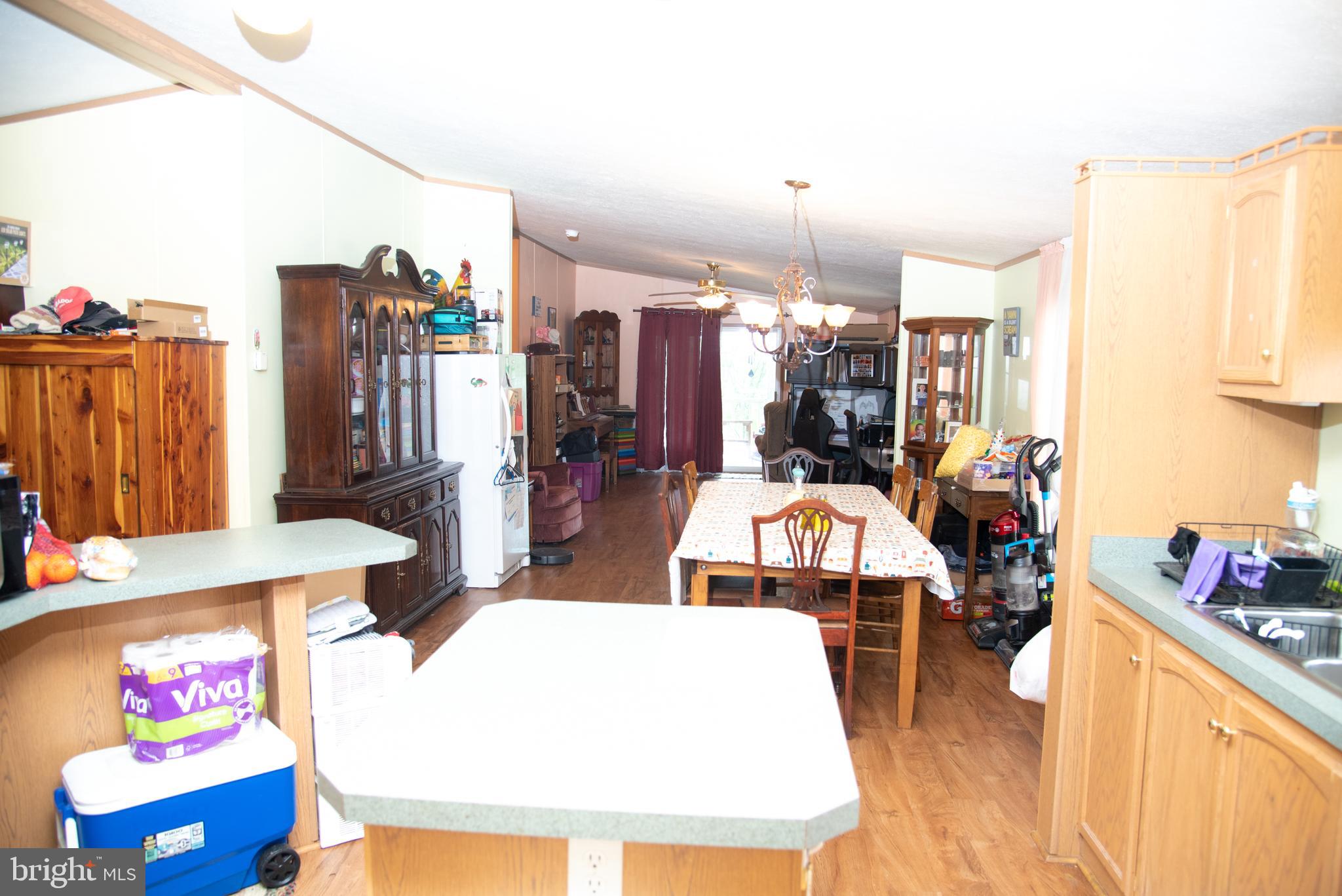 EAGLE VIEW MOBILE HOME PK - Residential