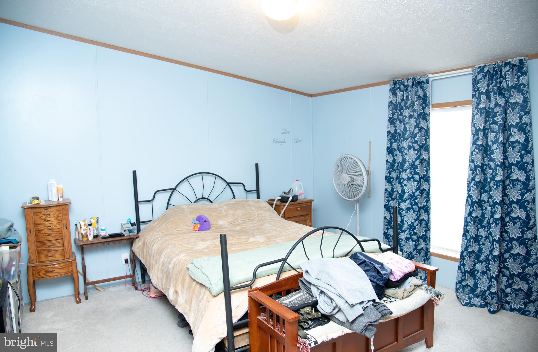 EAGLE VIEW MOBILE HOME PK - Residential