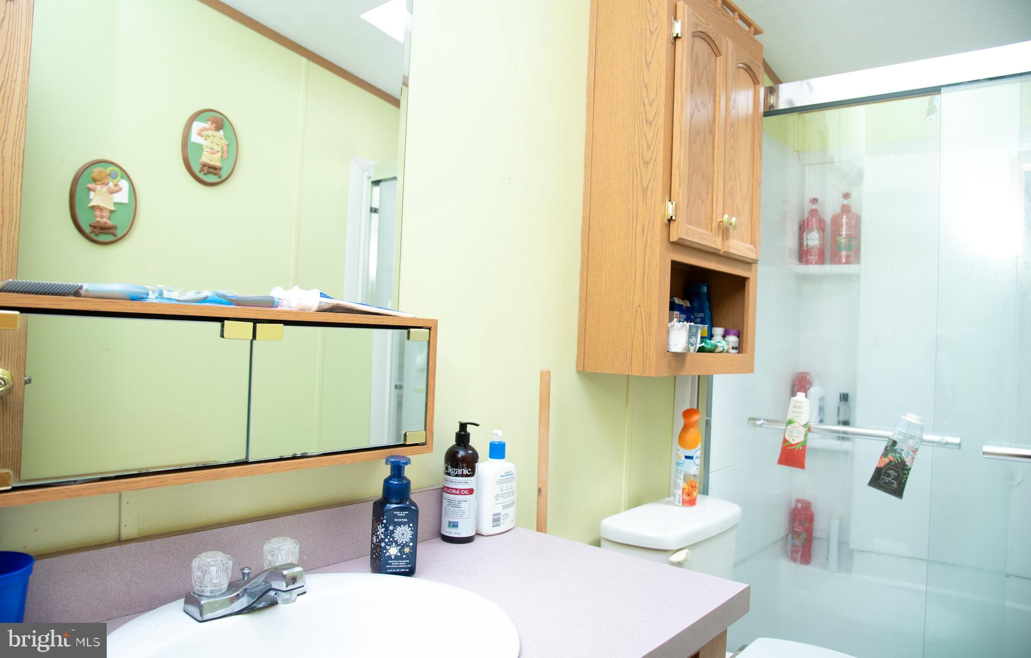 EAGLE VIEW MOBILE HOME PK - Residential