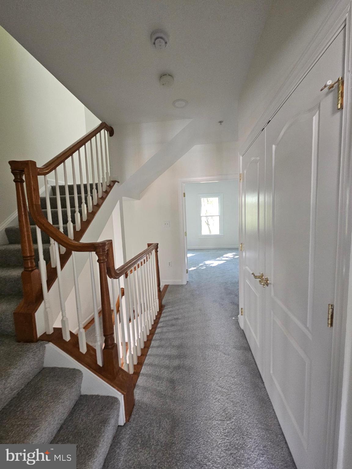 MCLEAN RIDGE - Residential