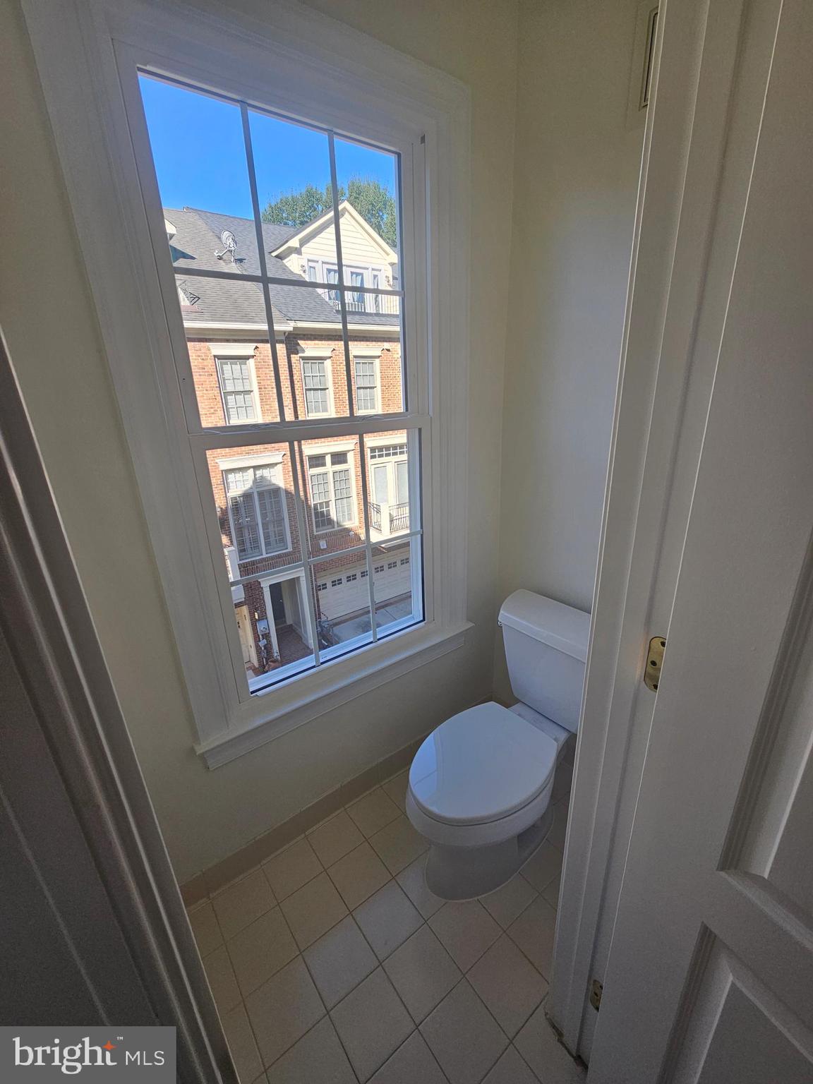 MCLEAN RIDGE - Residential