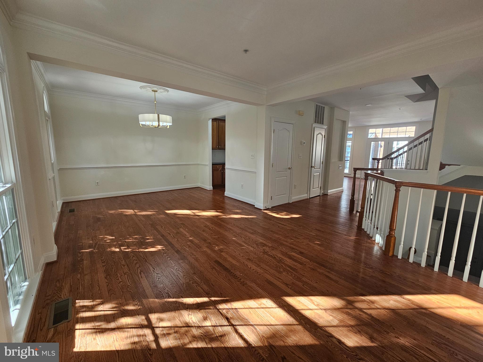 MCLEAN RIDGE - Residential