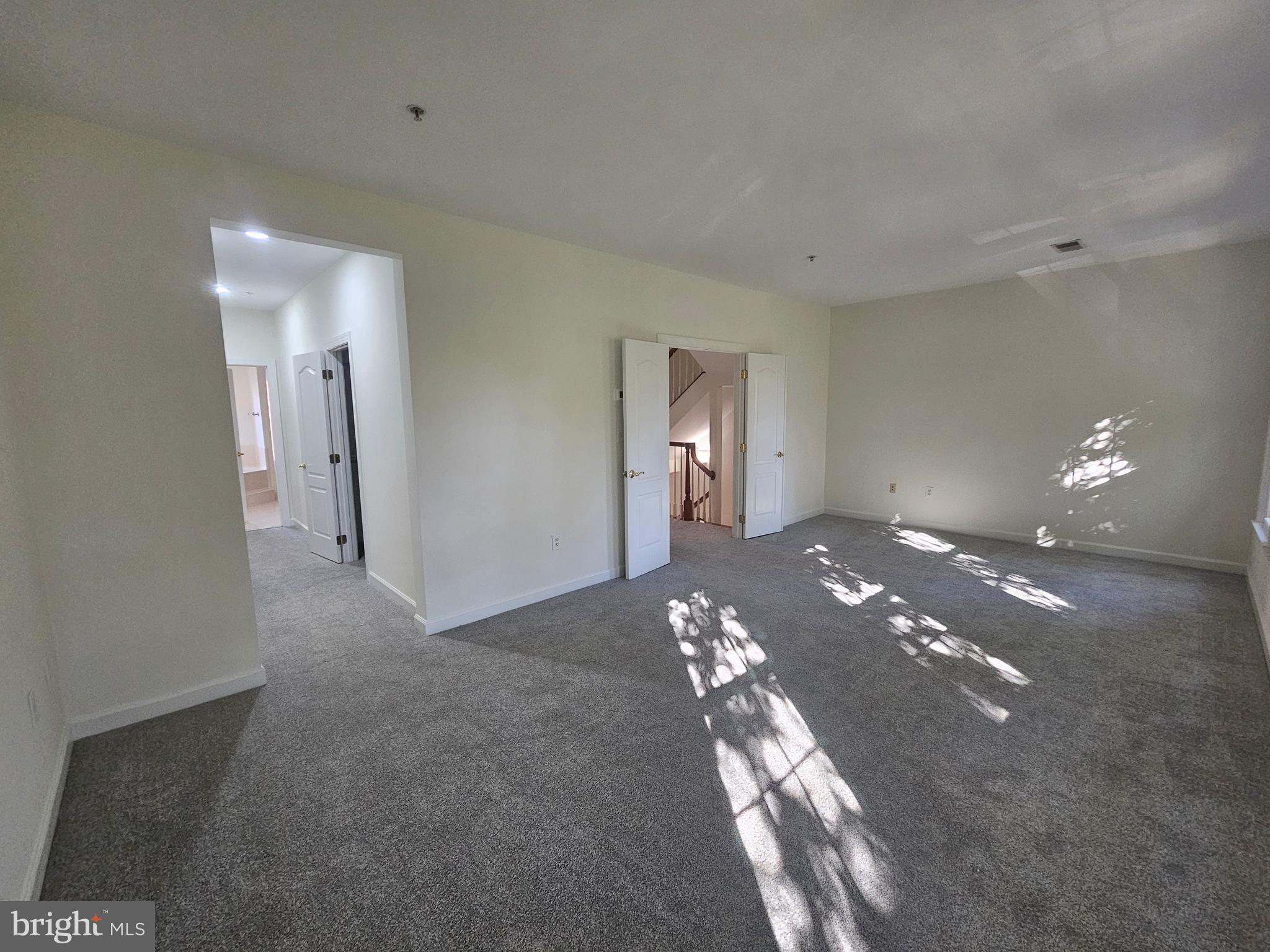 MCLEAN RIDGE - Residential