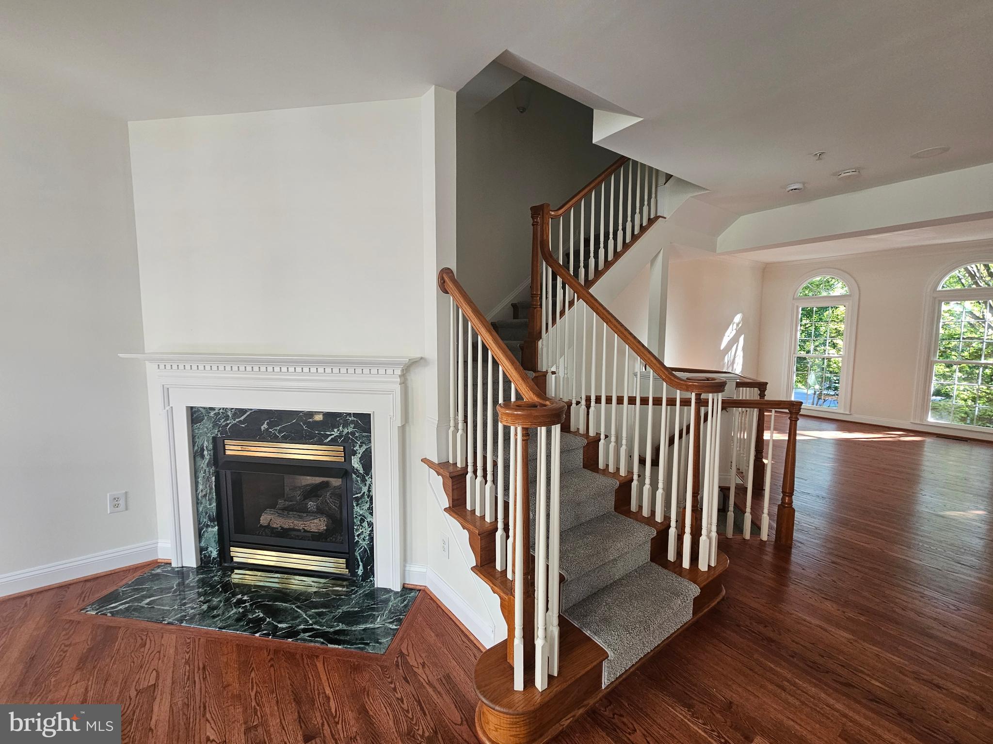 MCLEAN RIDGE - Residential