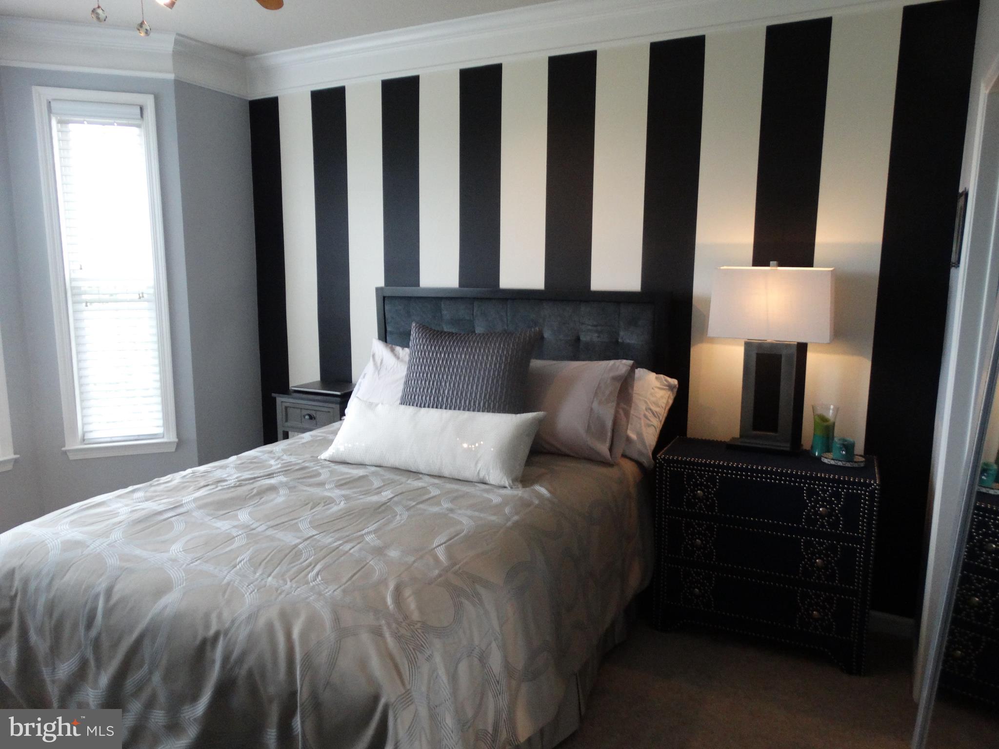 STRATFORD CLUB - Residential Lease