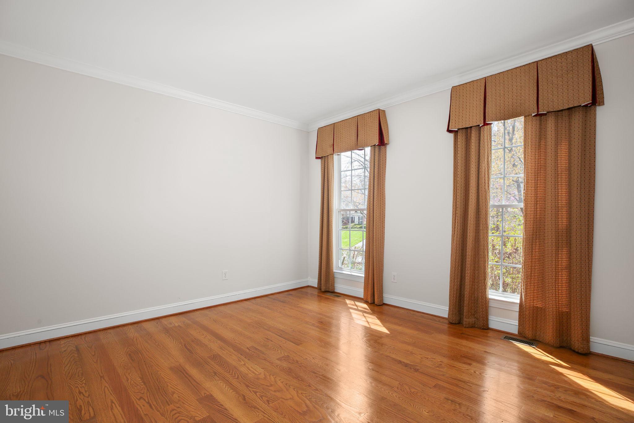 HILLS AT SNOWDEN - Residential