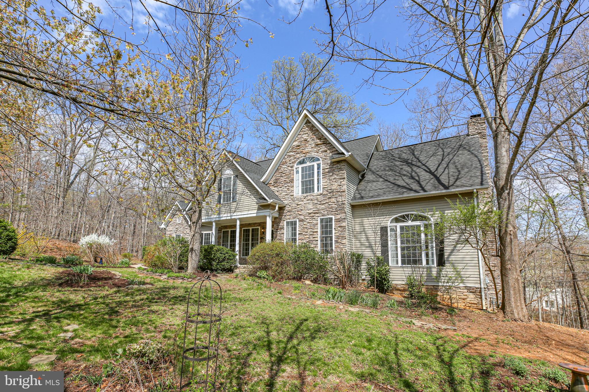 HILLS AT SNOWDEN - Residential