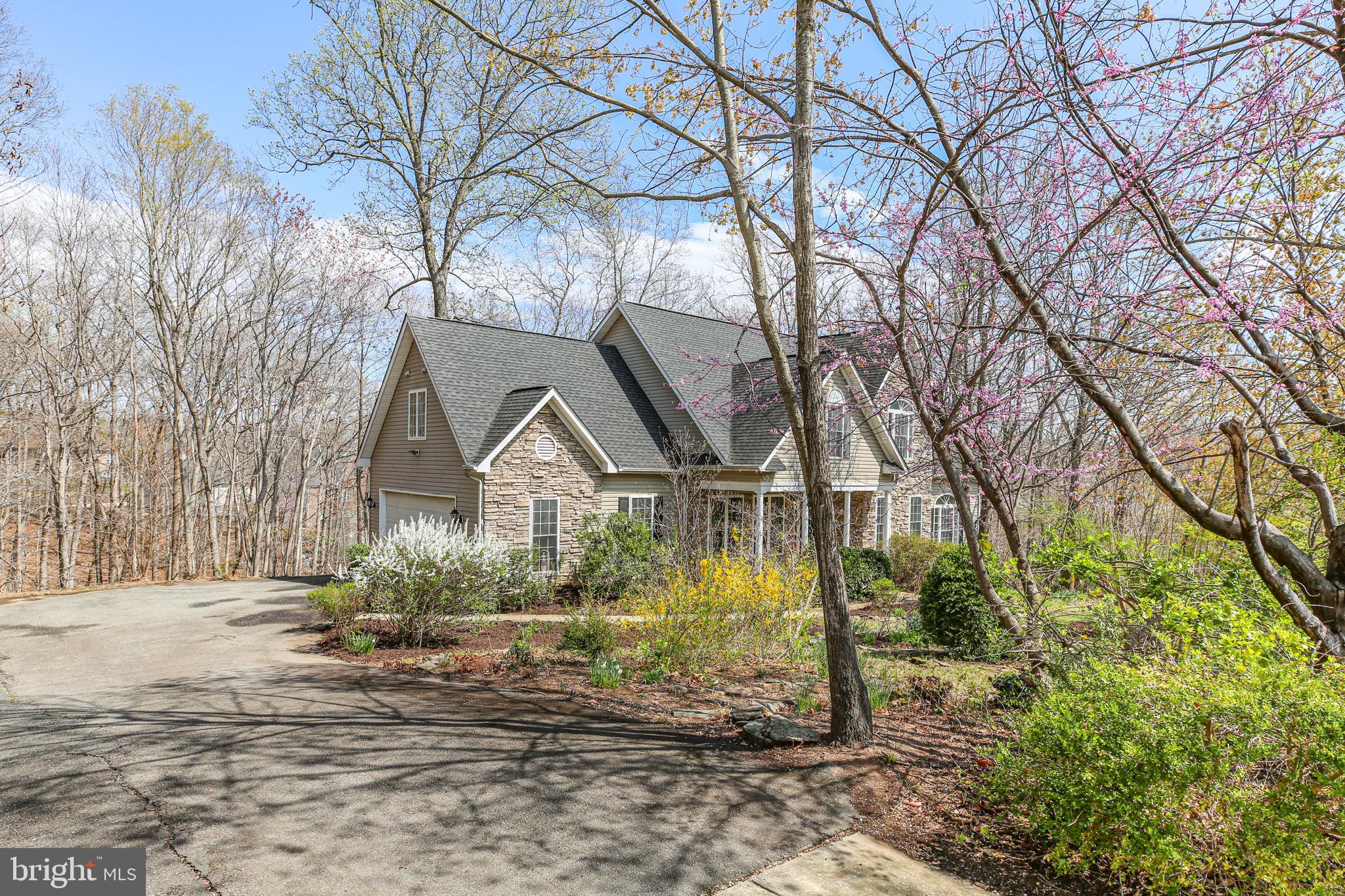 HILLS AT SNOWDEN - Residential