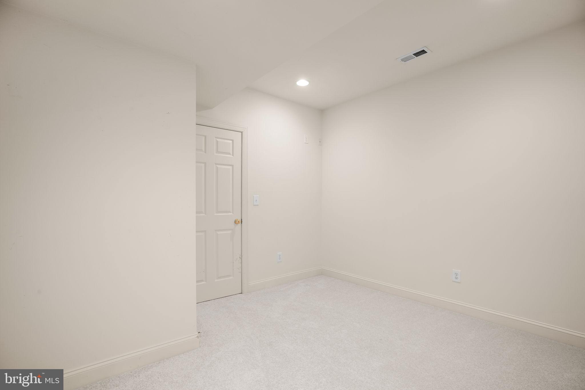 HILLS AT SNOWDEN - Residential