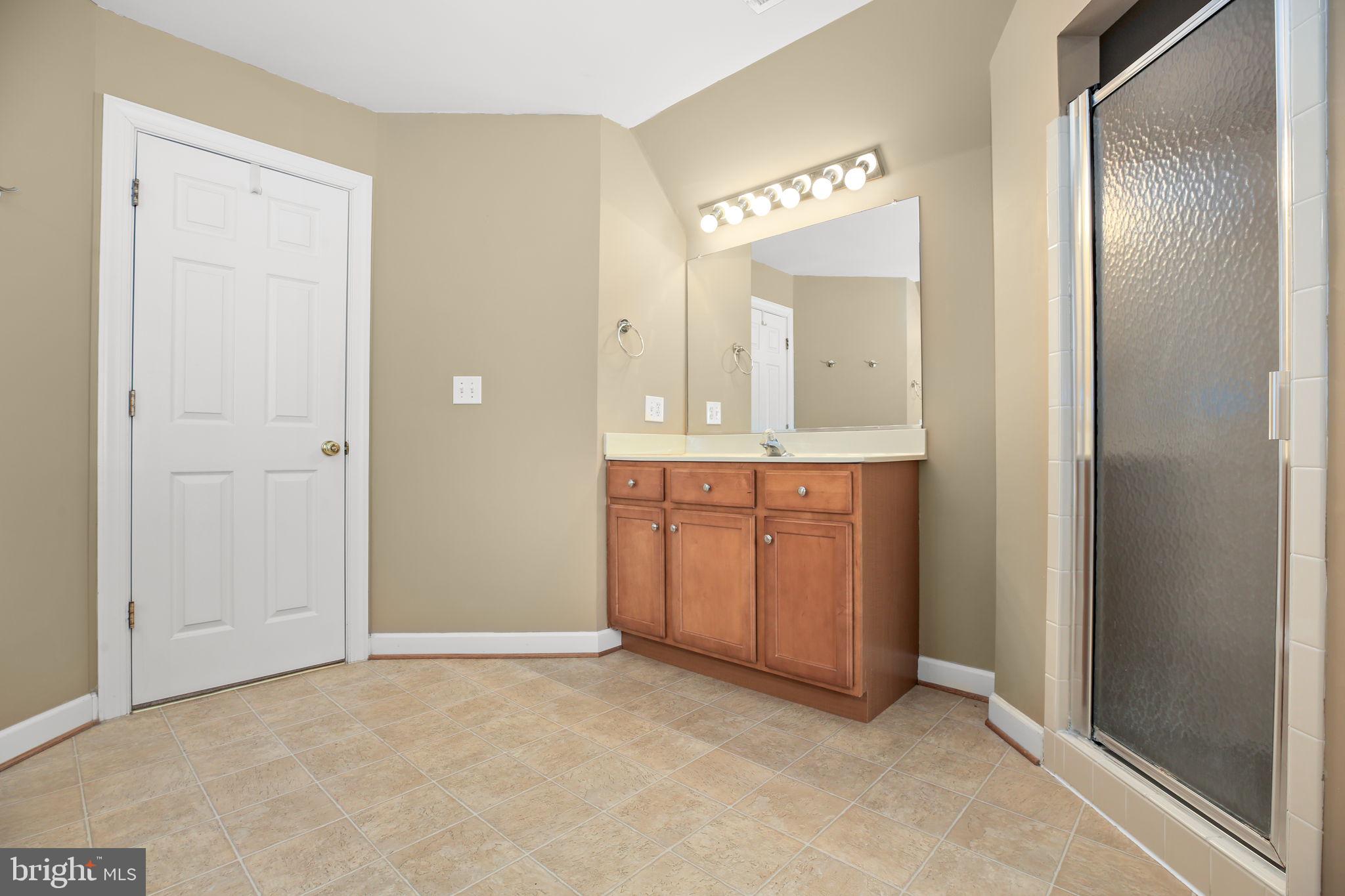 HILLS AT SNOWDEN - Residential