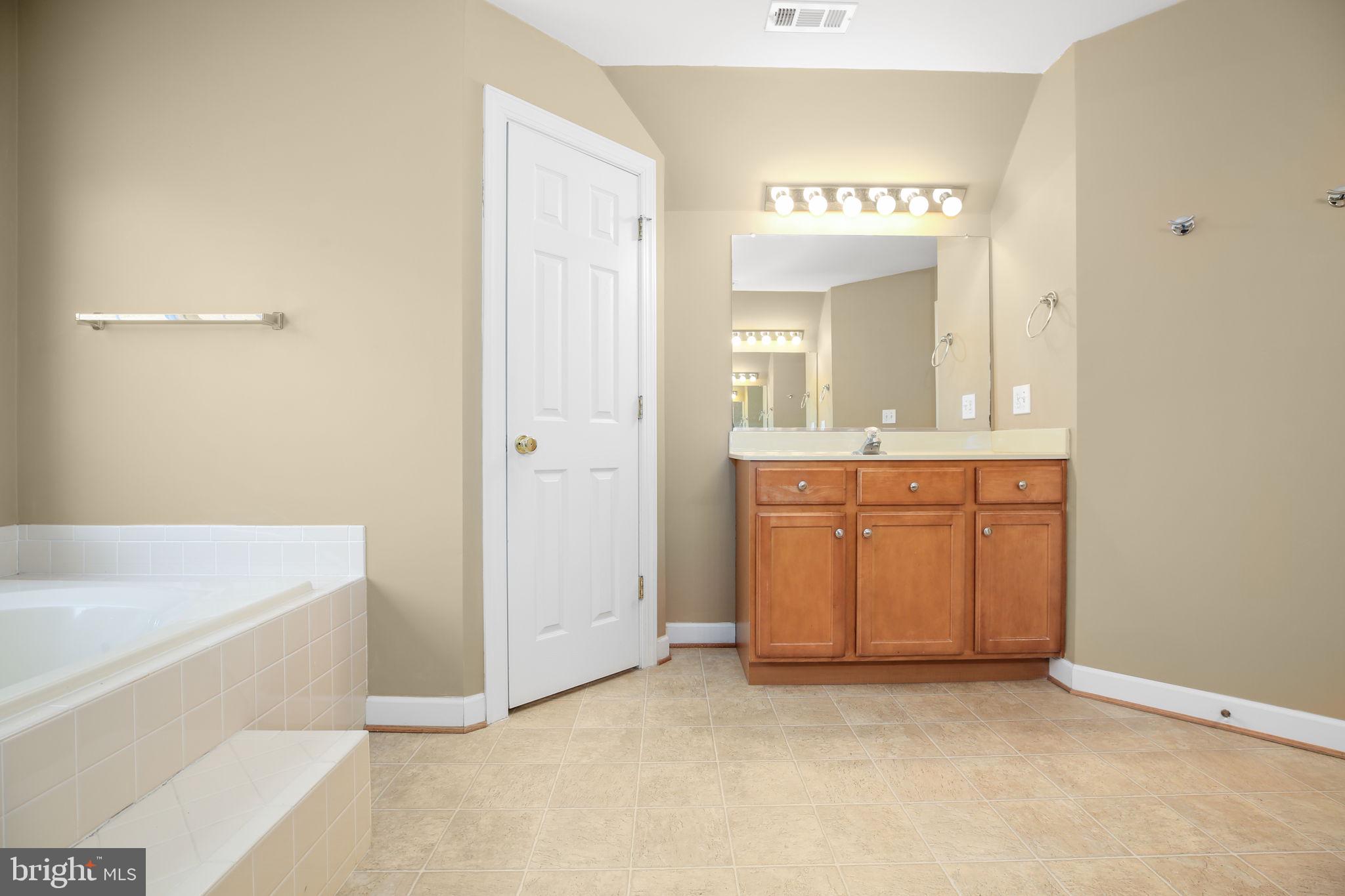 HILLS AT SNOWDEN - Residential