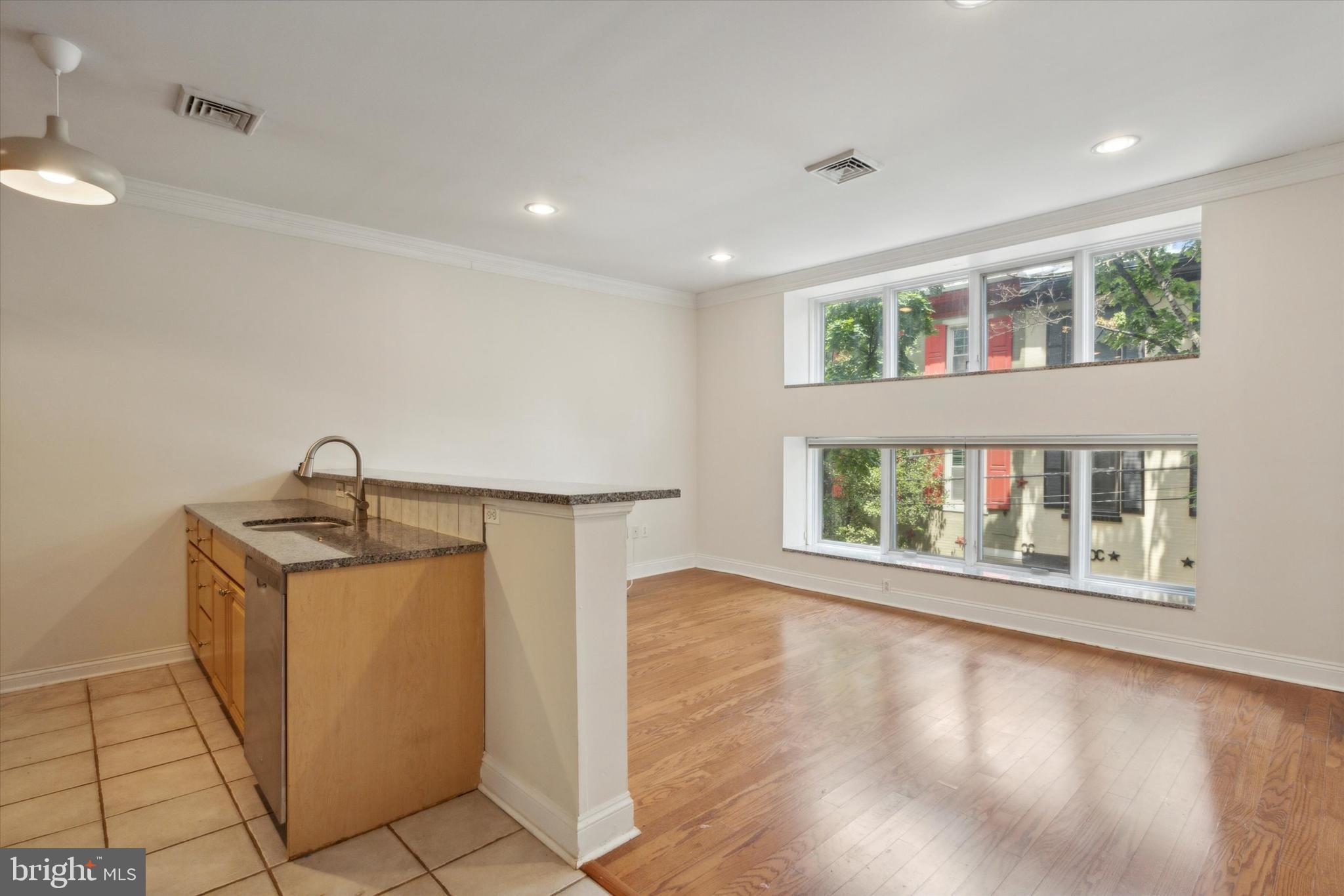 415 S 19TH STREET 2D