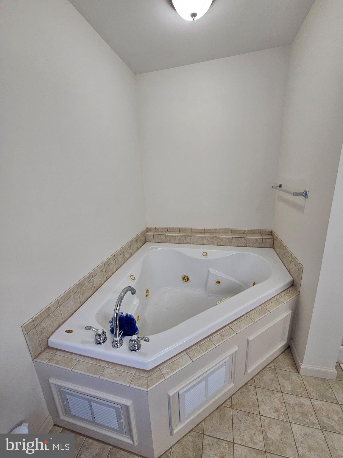 INDEPENDENCE PLACE - Residential