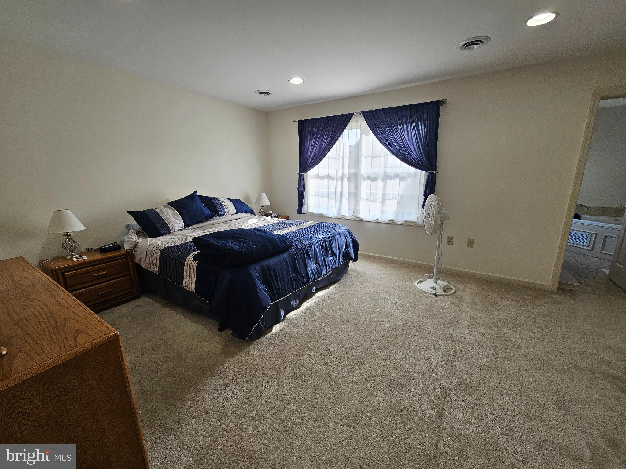 INDEPENDENCE PLACE - Residential