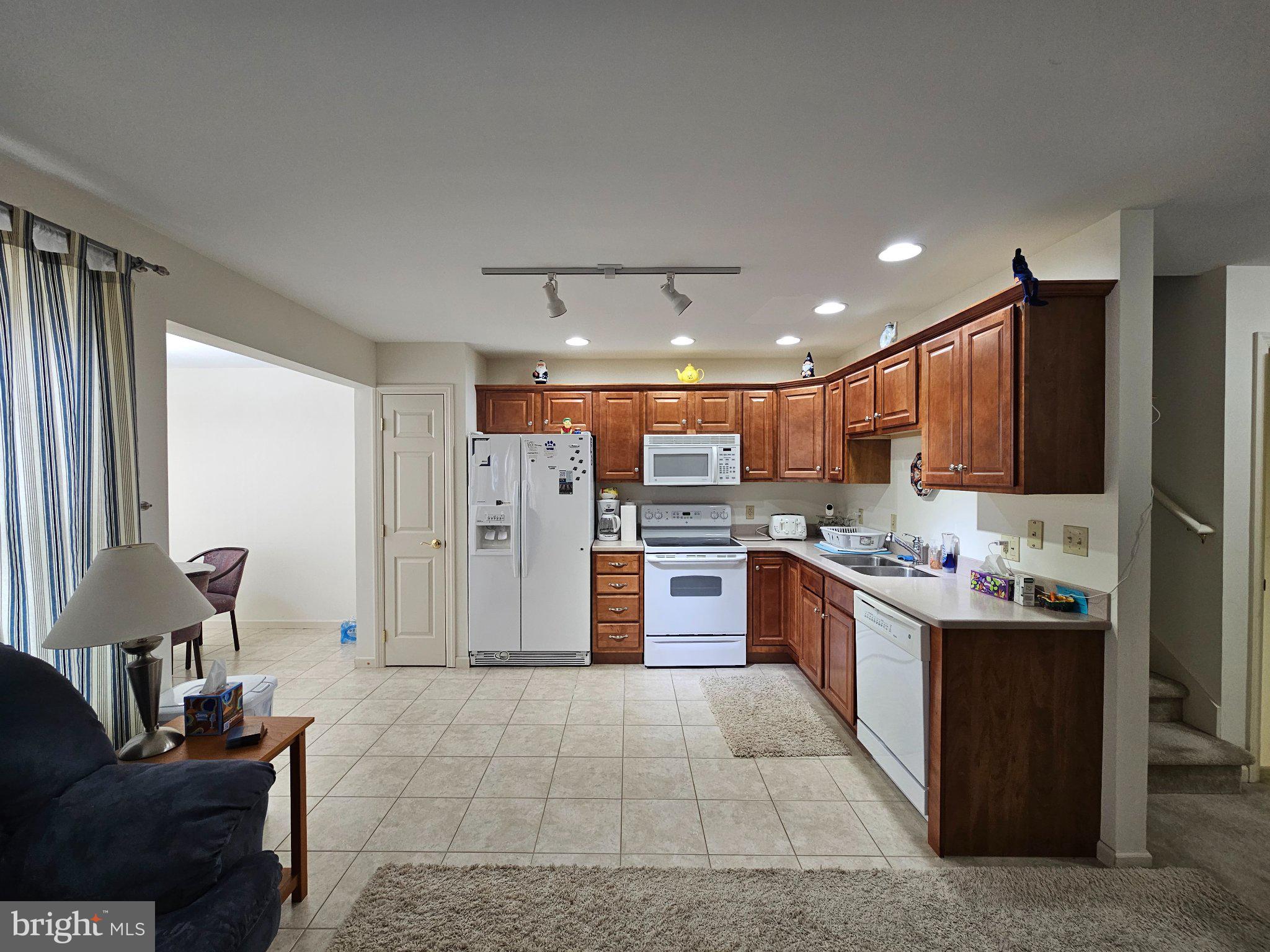 INDEPENDENCE PLACE - Residential