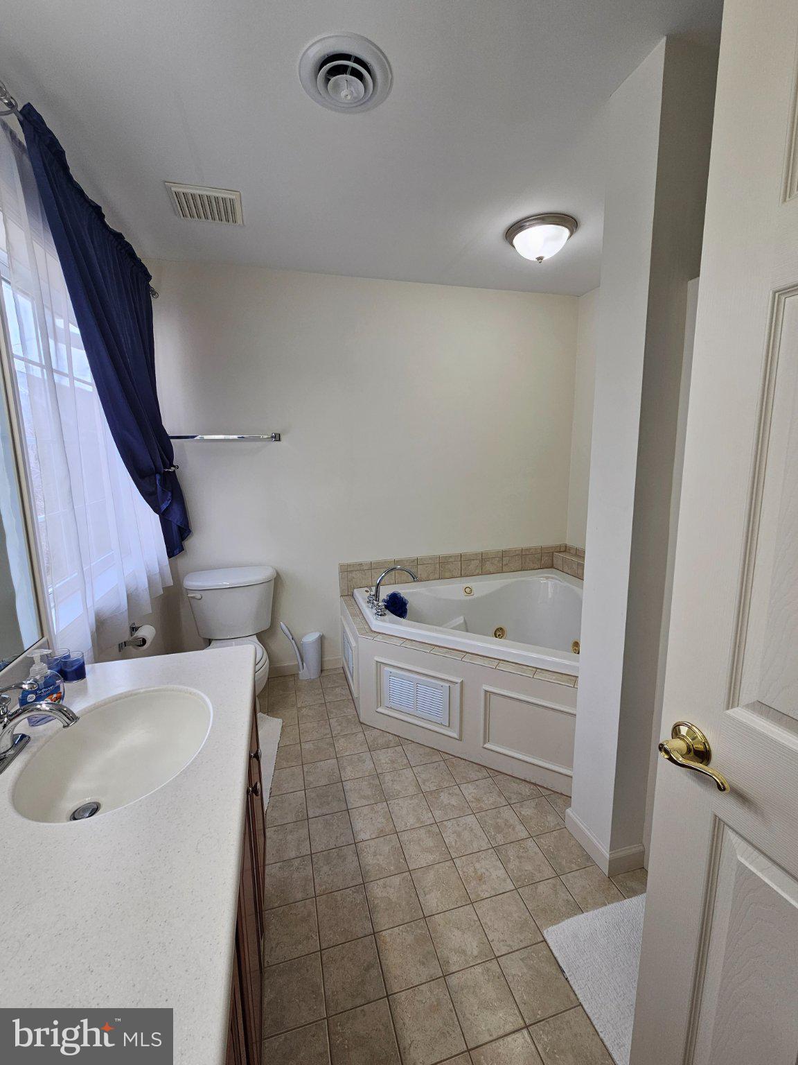 INDEPENDENCE PLACE - Residential