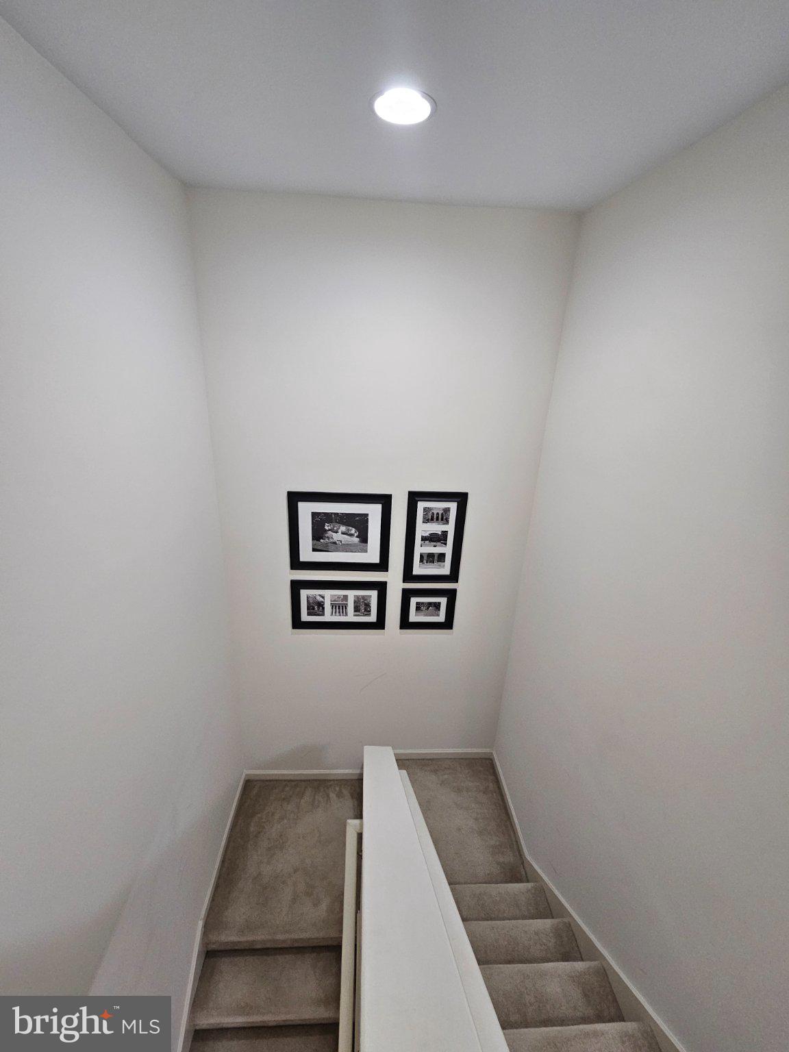 INDEPENDENCE PLACE - Residential