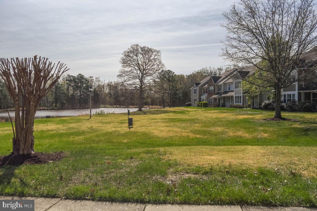 WESTLAKE VILLAGE - Residential