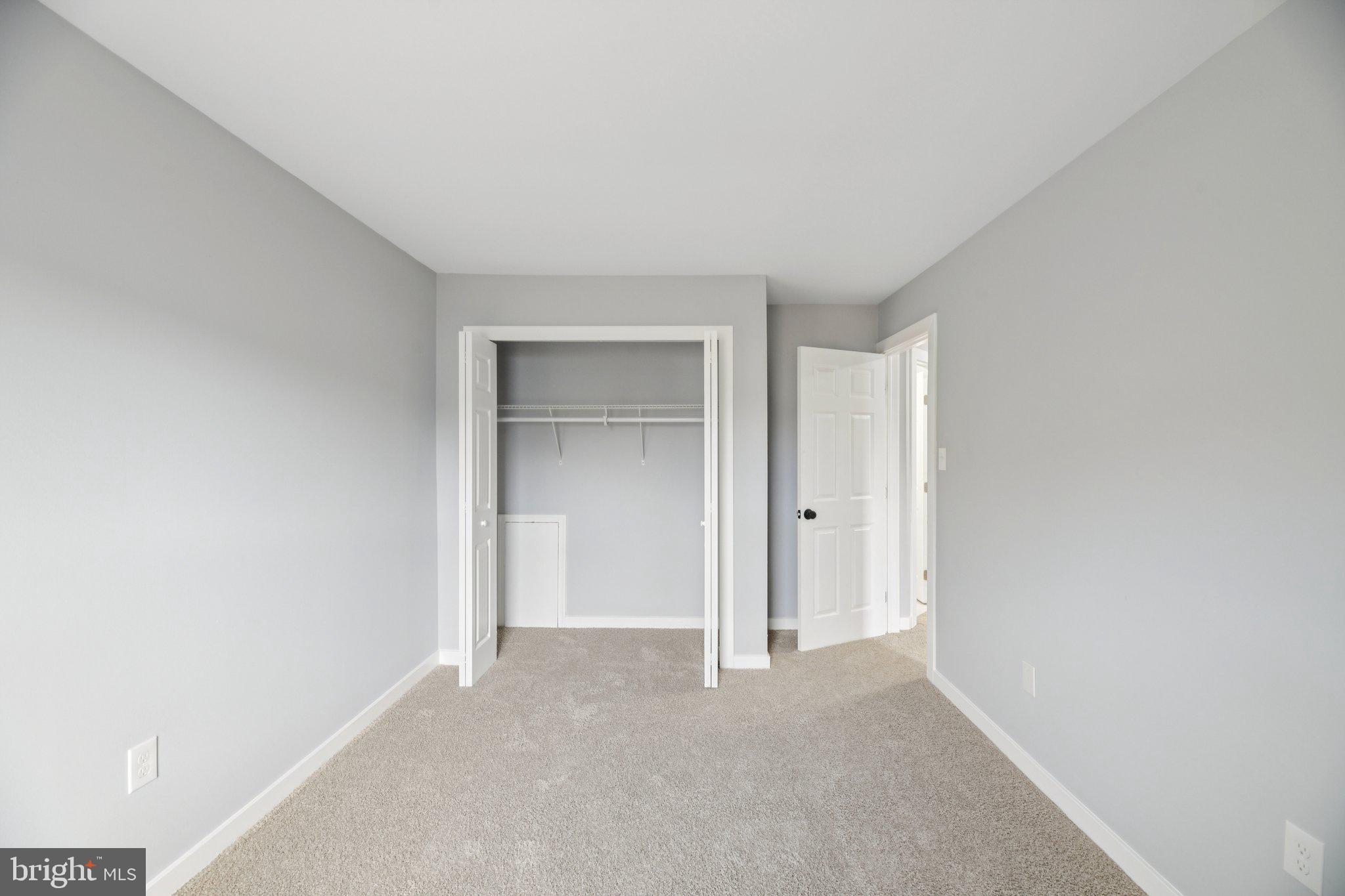 WESTLAKE VILLAGE - Residential