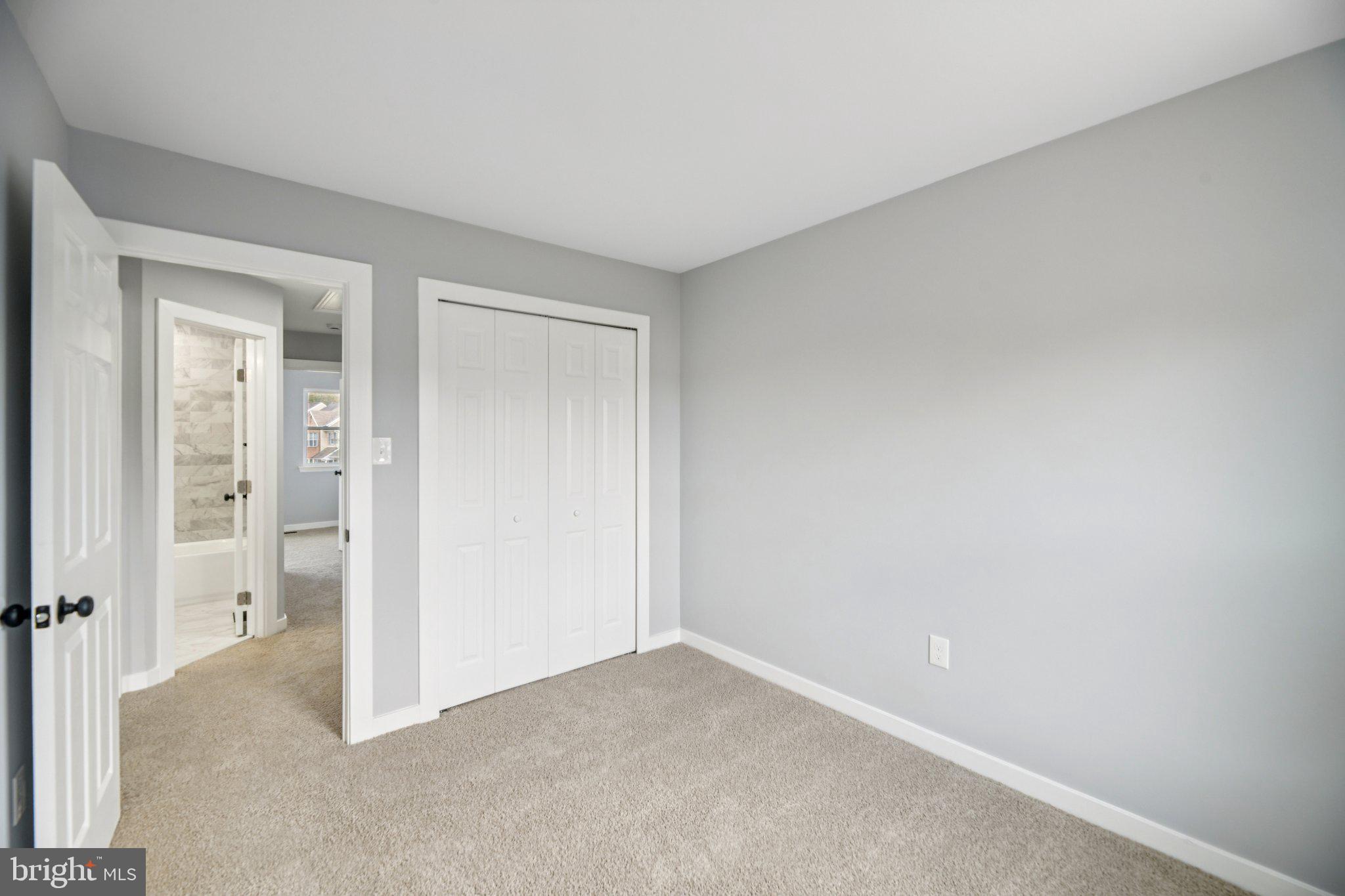 WESTLAKE VILLAGE - Residential