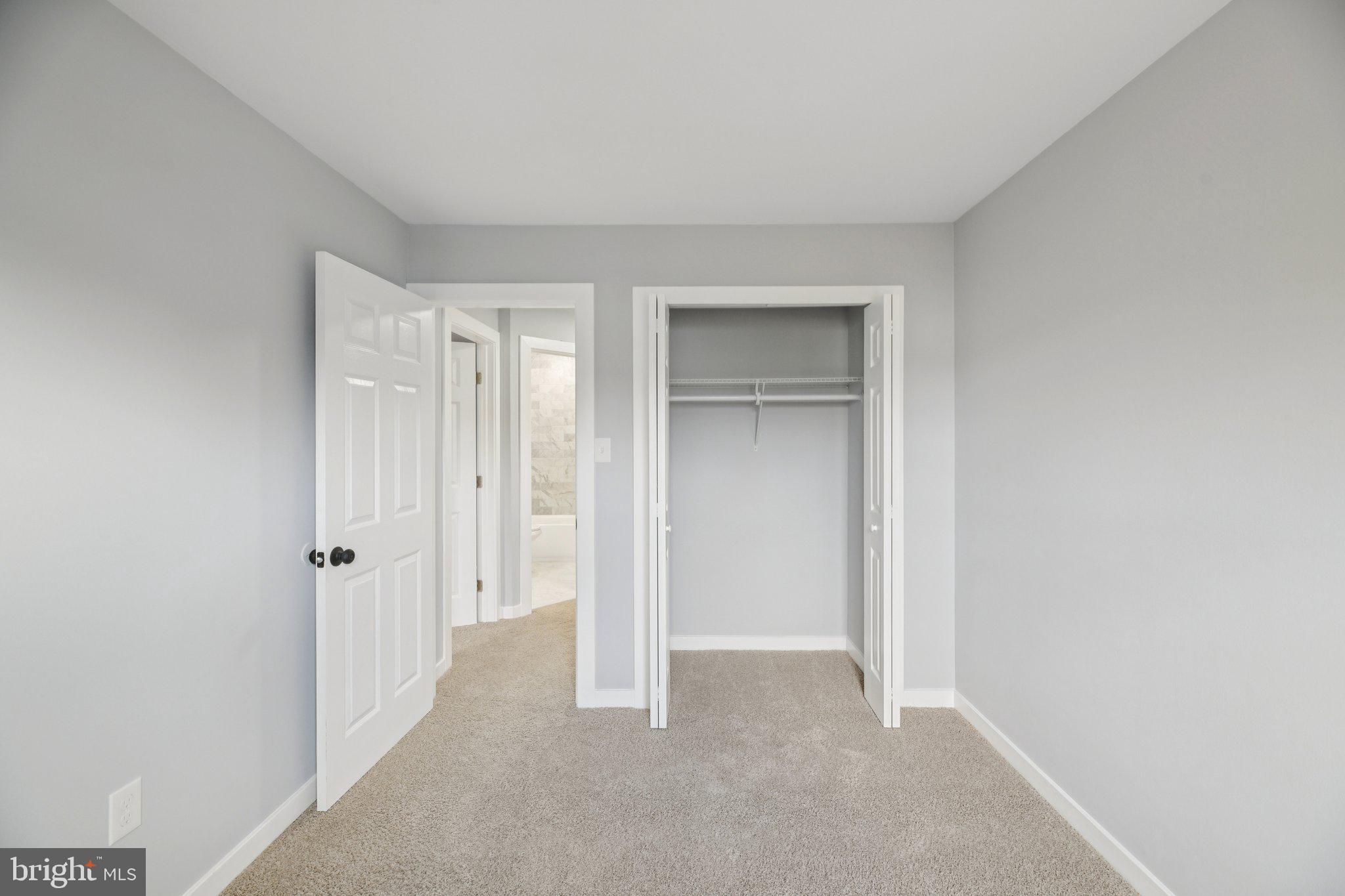 WESTLAKE VILLAGE - Residential