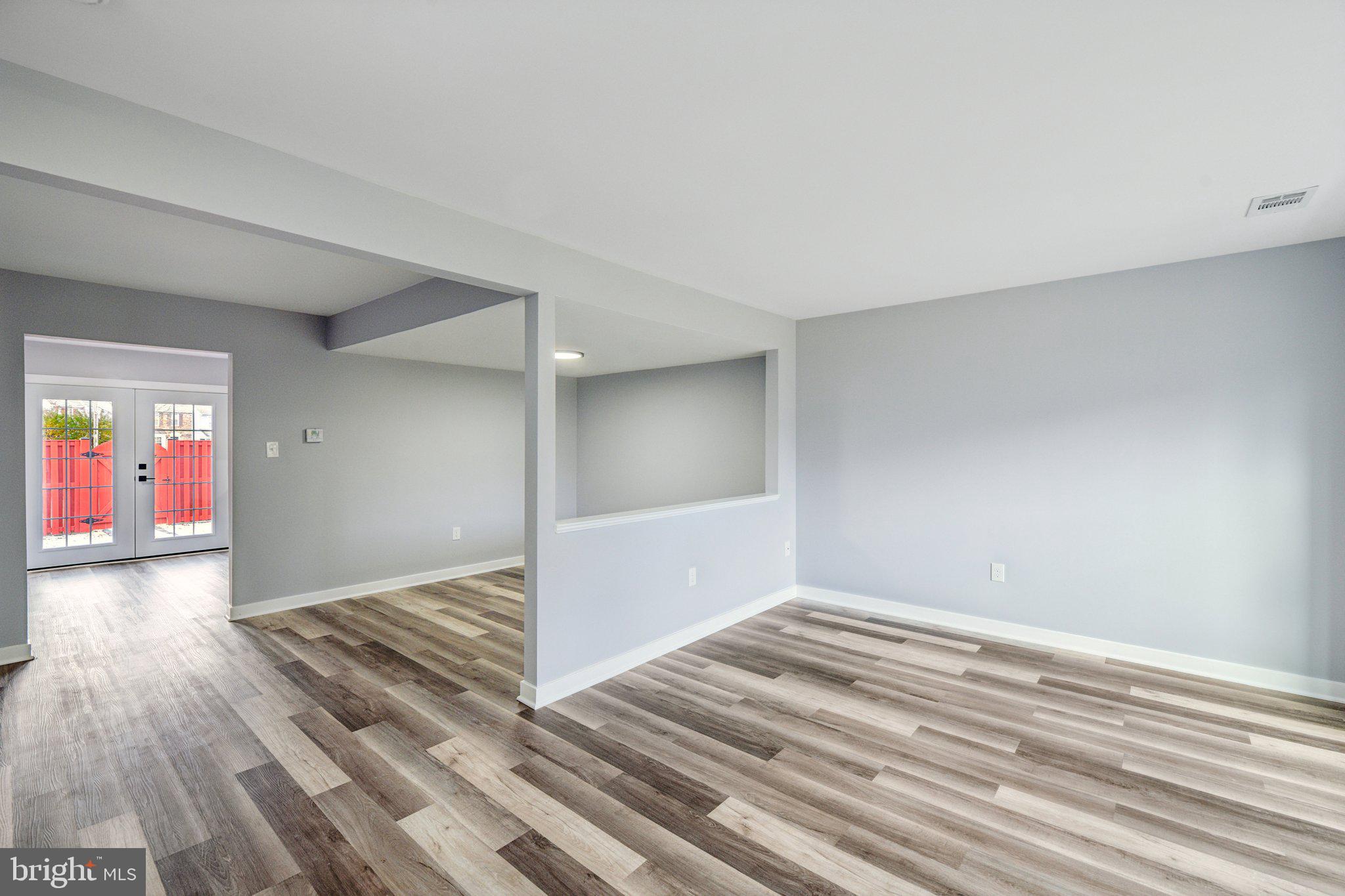 WESTLAKE VILLAGE - Residential