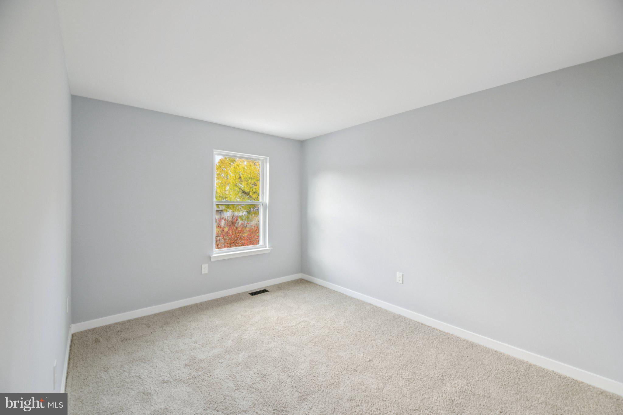 WESTLAKE VILLAGE - Residential