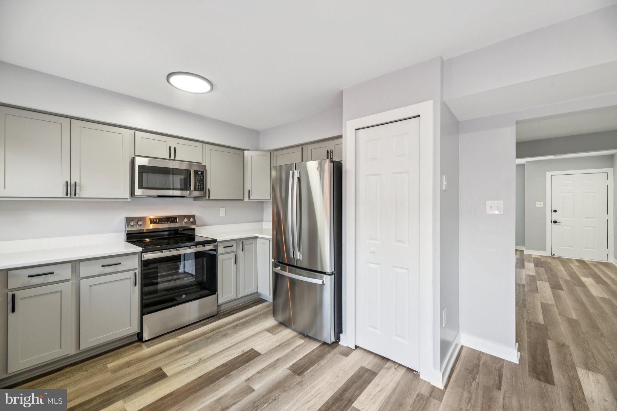 WESTLAKE VILLAGE - Residential