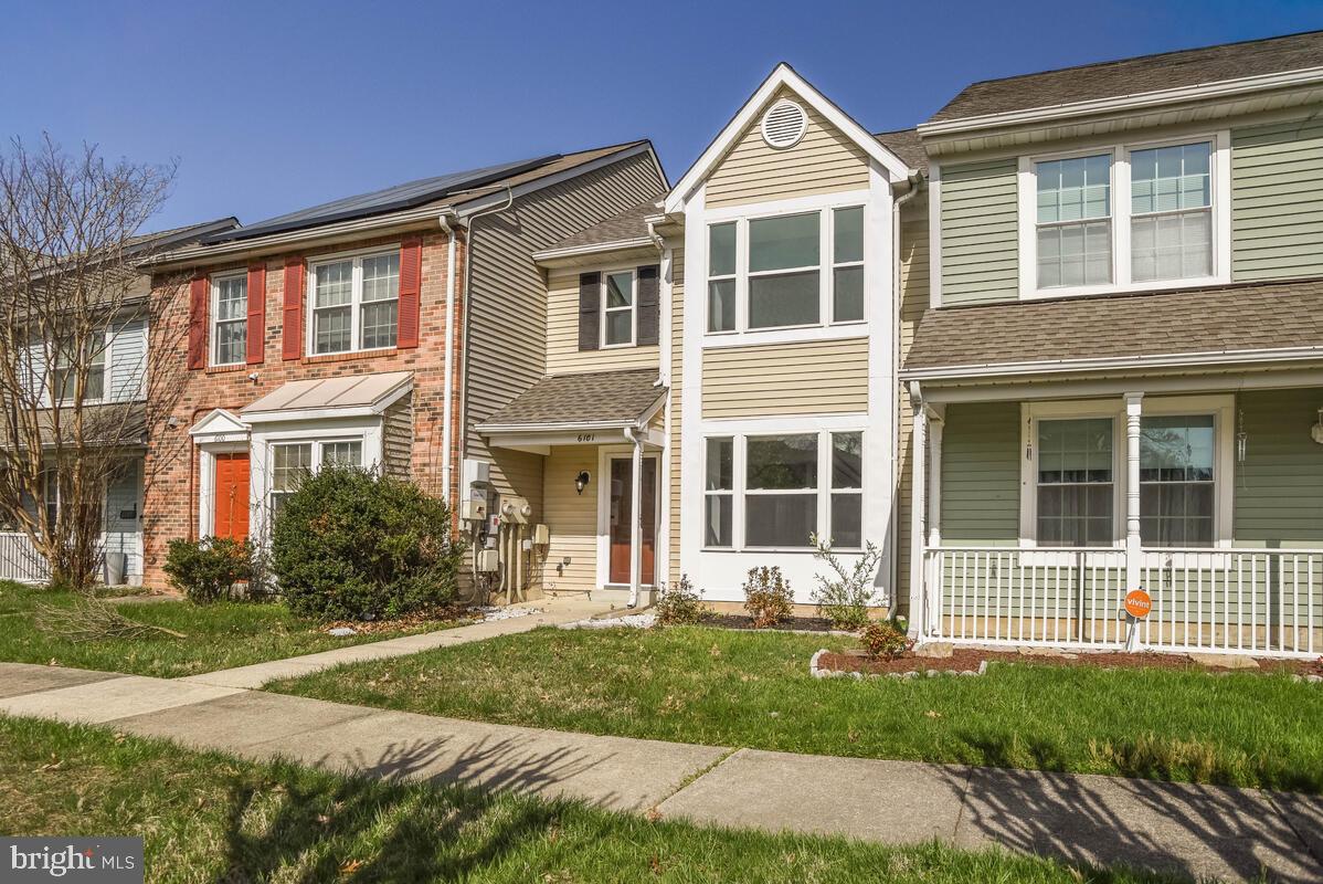 WESTLAKE VILLAGE - Residential